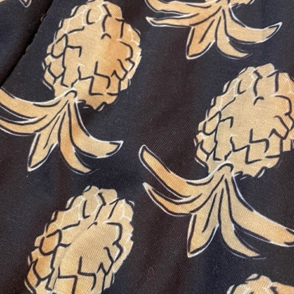 Simply Southern Pineapple Infinity Scarf - Picture 9 of 9